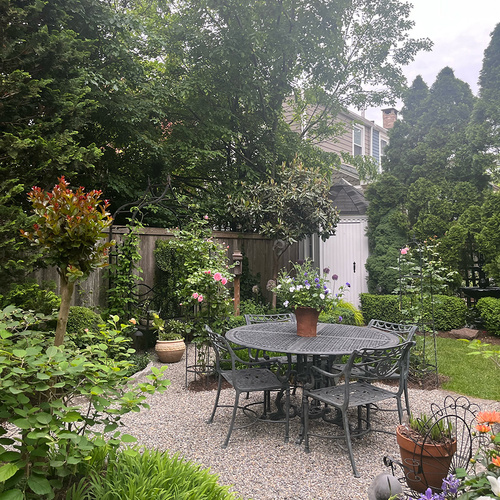 GPOD Gilmour 6 garden seating area thumb